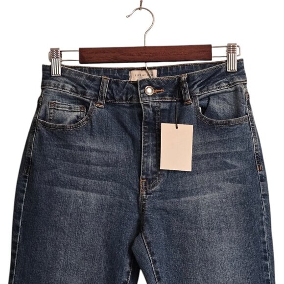 Uniq by Litz NWT Light Wash High Rise Raw Hem Flare Leg Jeans Sz 29 - Picture 3 of 9